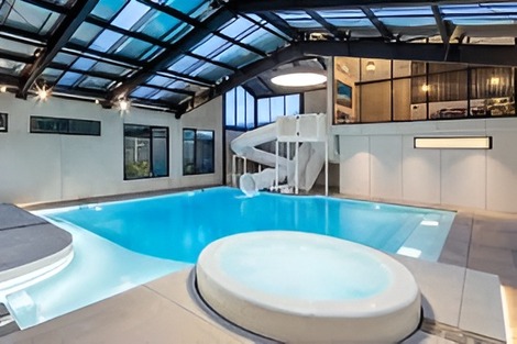 images 2 Picsart AiImageEnhancer 3